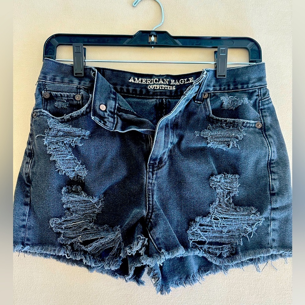 American eagle black denim mom shorts